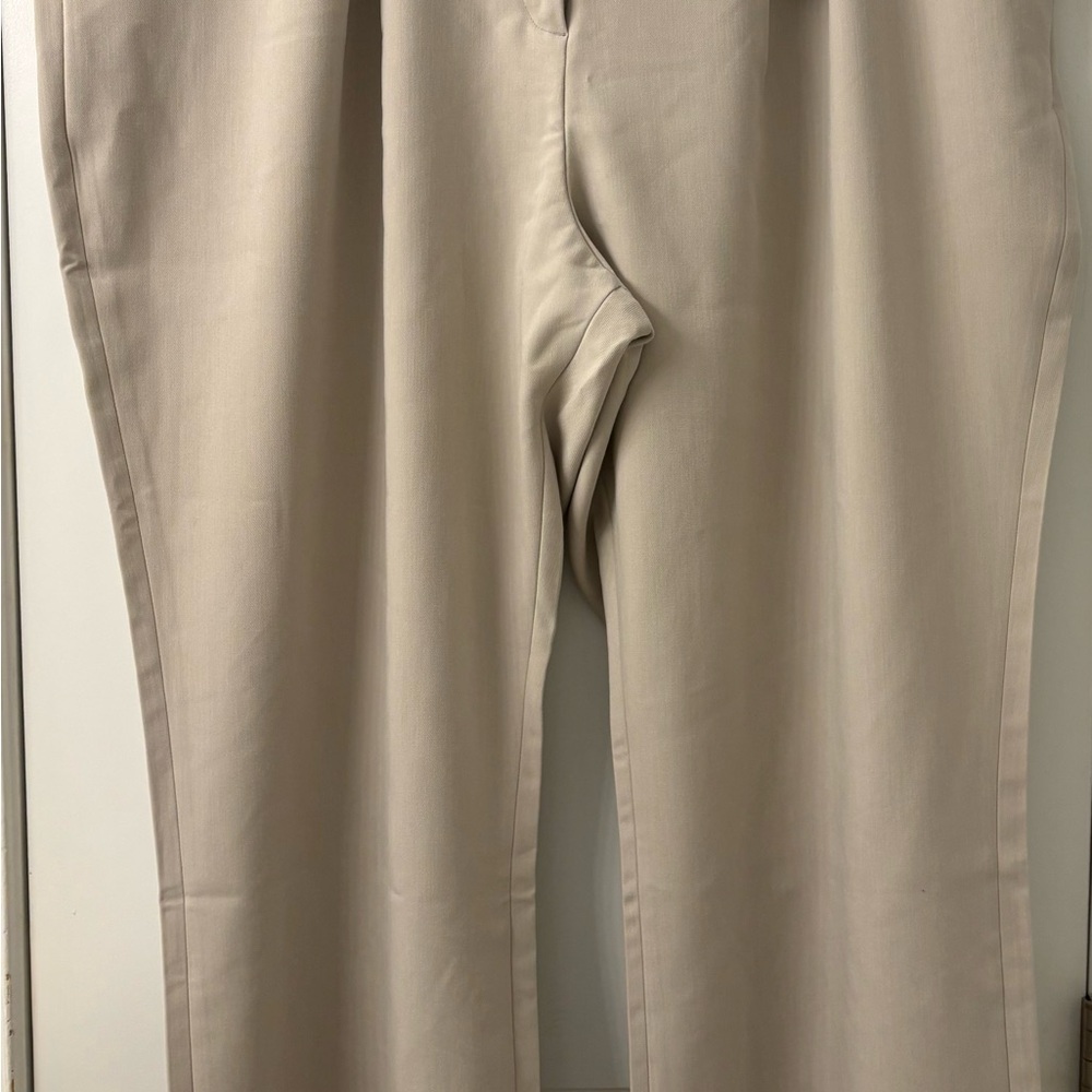 Abercrombie & Fitch Women's Cream Trousers